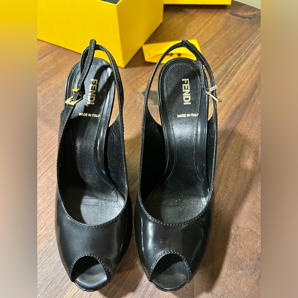 Fendi Platform Slingback Heel - Picture 5 of 11